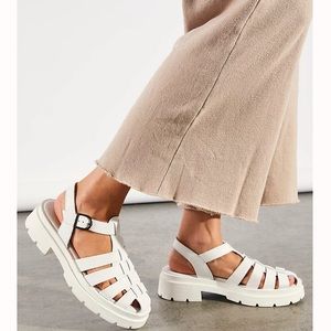 Ladies FREE PEOPLE SANDALS
